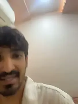 hornyguy271192