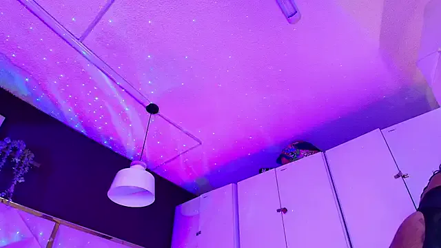 Inndrahot on StripChat 