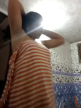 JENNIFERtamil on StripChat 