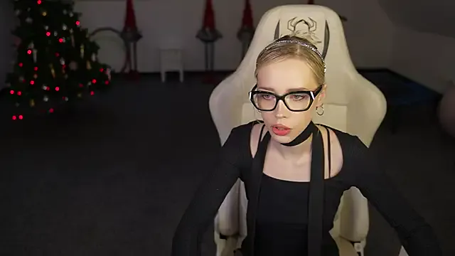 Jessica_start on StripChat