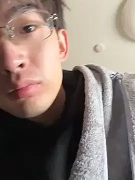 kurusu46 on StripChat 