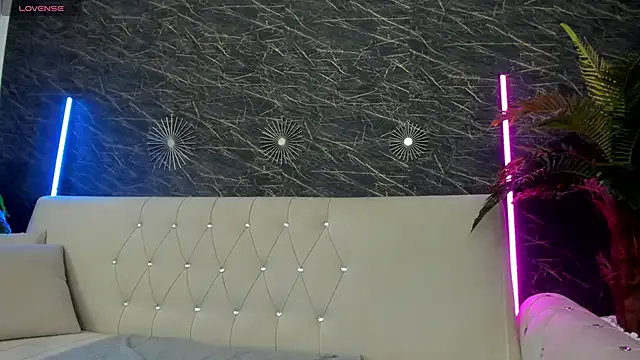 Maya_Lisa on StripChat 