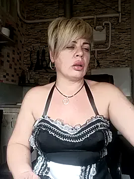 MilkySky from StripChat is Freechat
