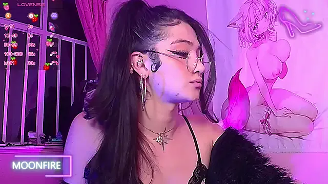 moonfiredancer on StripChat 