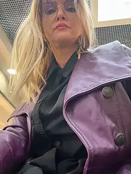 NaughtyNinky model from sc