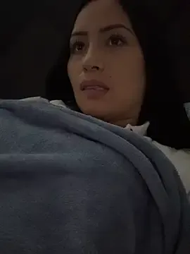 Sara_luna_ on StripChat 