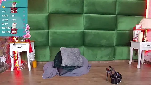 SelenSummer on StripChat 