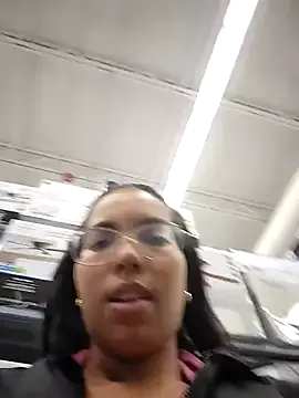 SheenaBrooke on StripChat 