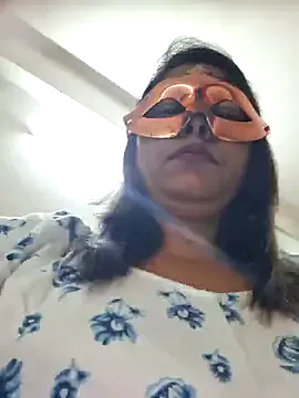 SIMIHOT on StripChat 