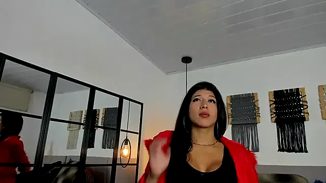 Sweet_camille on StripChat 