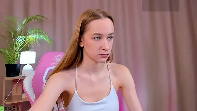 Sweett_Monica on StripChat 