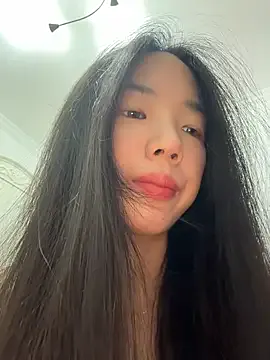 TinyBabe from StripChat is Group
