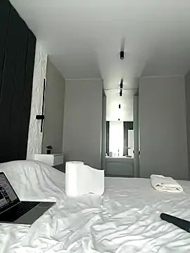 VelvetVixenI on StripChat 