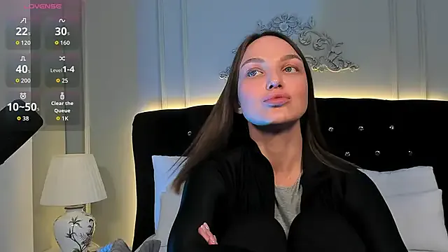 Vivian_Vance on StripChat 