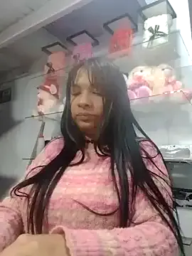 VivienAndClark on StripChat 