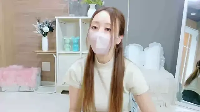 Xoxo__RUKA__xoxO on StripChat 