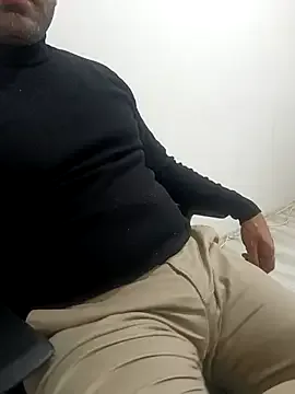 Yaman_33 on StripChat 