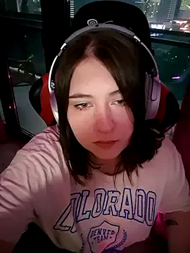 Yammy_Yumi on StripChat 